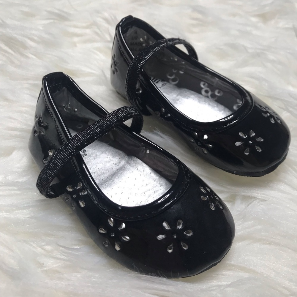 3/$30! Capelli black formal dress shoes size 4
